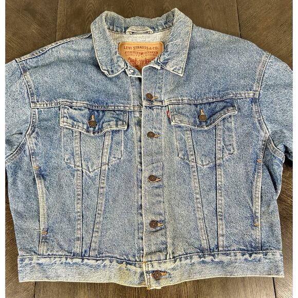 Vintage 90s Levis Blue Denim Trucker Jacket Distressed Men's Size M USA Made - Picture 4 of 15